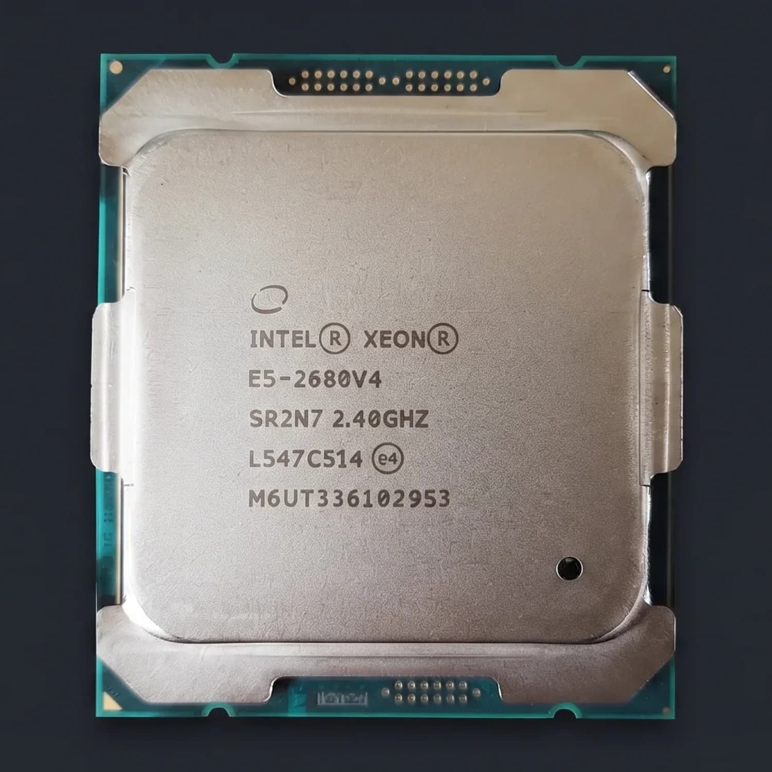 CPU Intel Xeon E5-2680 v4 LGA2011-3 — linh kiện máy tính tại RIGPC TP.HCM
